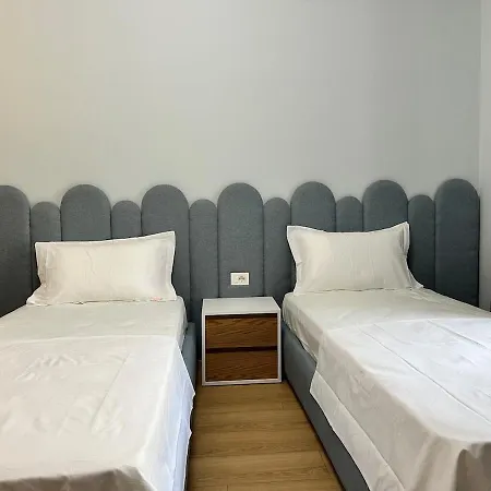 New Modern Flat Seaside Vlore Daire